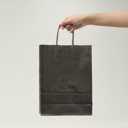 Bolsa de papel kraft negro 30x22x10 (cm)