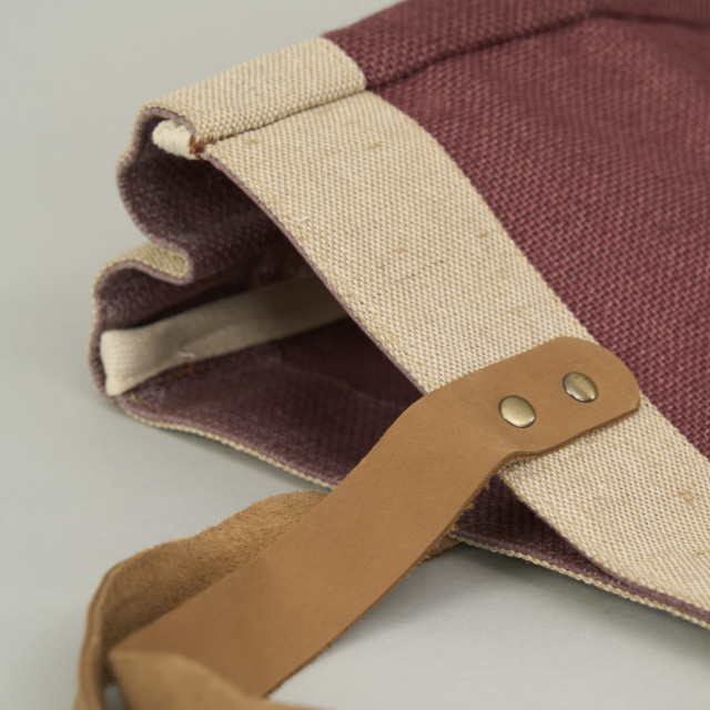 Bolsa de uso personal color roja 40x35x15 (cm) Alternativa