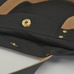 Bolsa de Uso Personal color negro con manillas de cuero 45x45x8 (cm)
