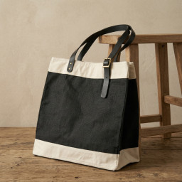 Bolsa de uso personal color negra 42x40x20 (cm)